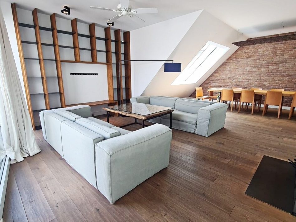 AM Graben-Nähe, exklusives 227 m² Dachgeschoß mit Terrasse und 2 Balkone, 4 Zimmer, Komplettküche, 2 Bäder, Parketten, Spiegelgasse