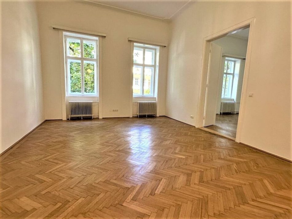 U1-Taubstummengasse, gepflegte 70 m² Altbau, Wohnküche, 1 Zimmer, Duschbad, Parketten, 1. Liftstock, Hofruhelage, Möllwaldplatz