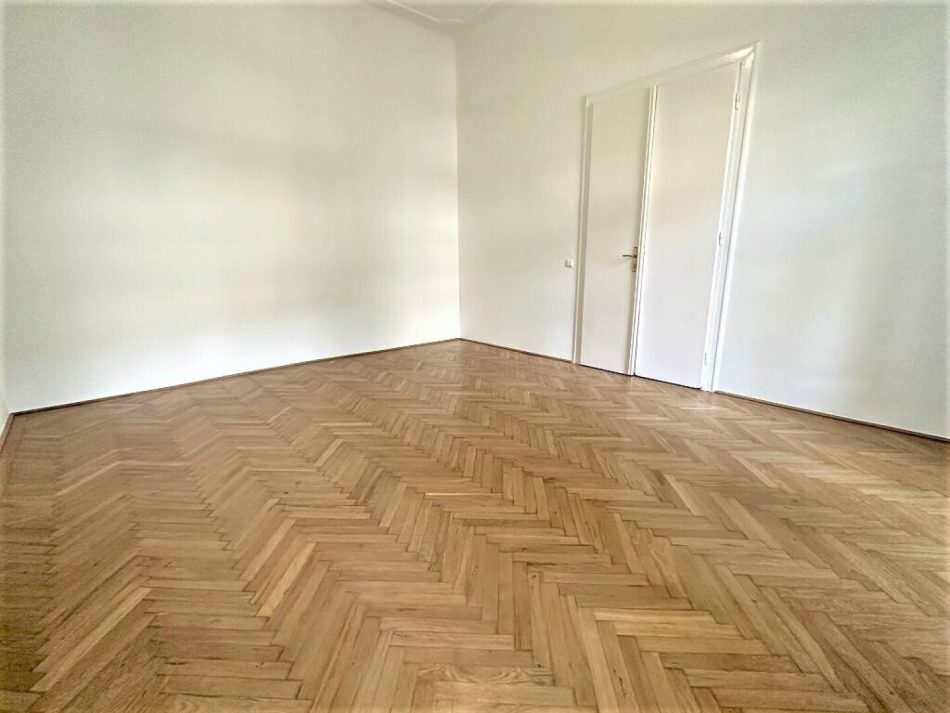Aufnahme 12 Möllwaldplatz