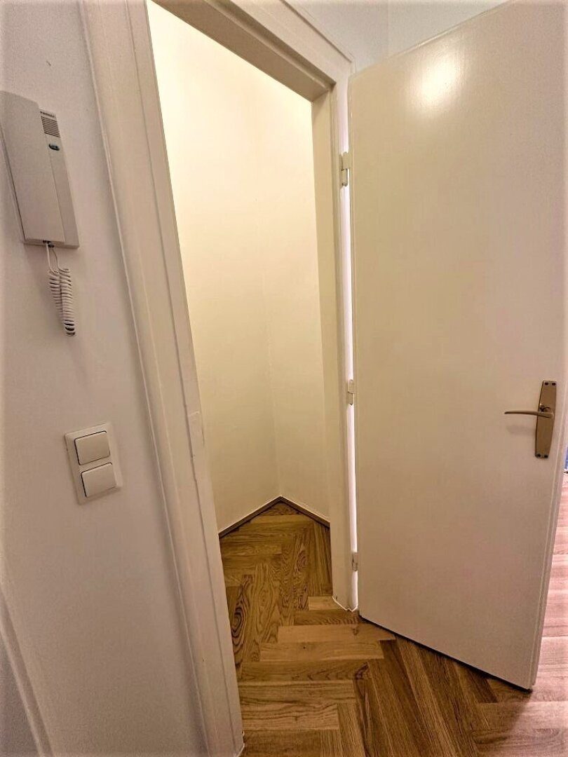 Aufnahme 18 Möllwaldplatz